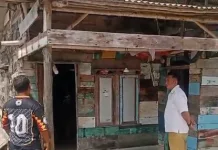 PLN ULP Sungailiat Pasang Listrik Gratis Warga Tak Mampu di Surya Timur