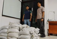 Polres Belitung Gagalkan Pengiriman 79 Karung Timah Ilegal