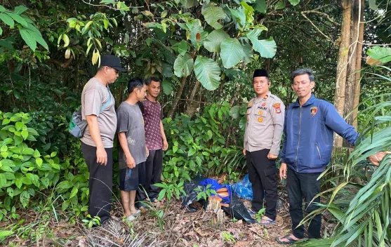 Polisi Amankan Temuan Bungkusan Diduga Narkoba di Kebun Warga