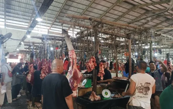 Harga Daging Sapi di Pasar Kite Sungailiat Naik