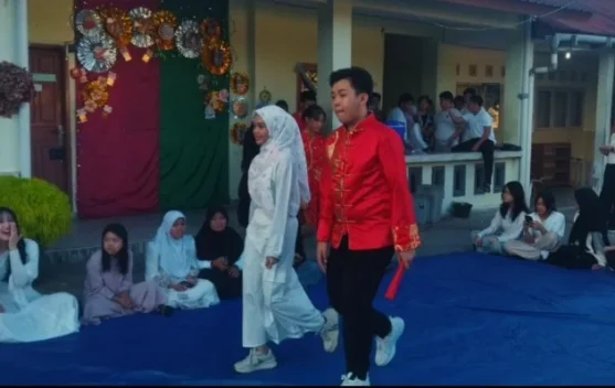 Kreasi Siswa Meriahkan Bukber SMP Plus Setia Budi Sambut Libur Lebaran