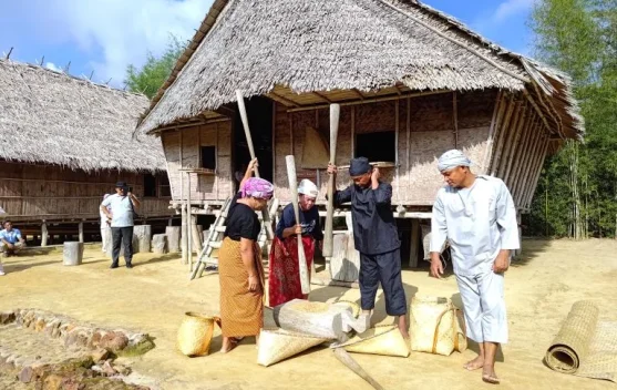 Lindungi Urang Adat Mapur Dangkel dengan Perlu Dibentuk Masyarakat Hukum Adat