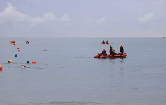 Basarnas Kerahkan Jetski dan Drone Amankan Sungailiat Triathlon 2026