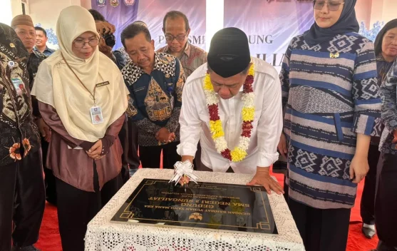 Pemprov Babel Resmikan Gedung Baru SMAN 2 Sungailiat