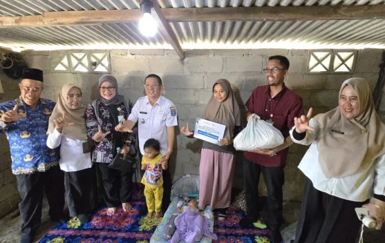 Nelayan Kurau Terima Bantuan 100 Paket Sembako