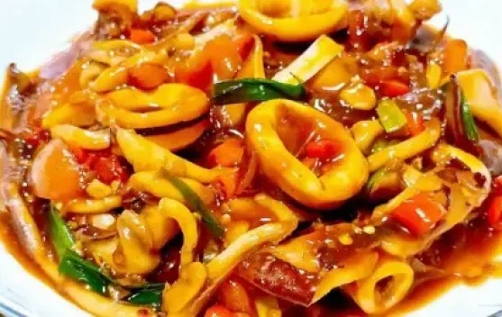 Cumi Asam Manis, Kuah Kental Bikin Ketagihan