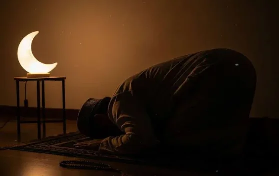 Salat Malam, saat Hening yang Menguatkan Iman