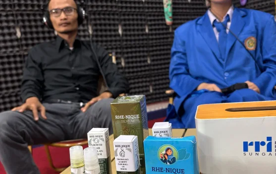 Rhe-nique Hadirkan Beragam Inovasi Produk Perawatan Rambut