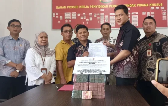 Kejati Babel Terima Pengembalian Kerugian Negara Tipikor Pertambangan Timah