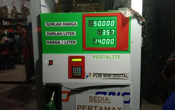 Harga Pertalite Eceran Tembus Rp14.000