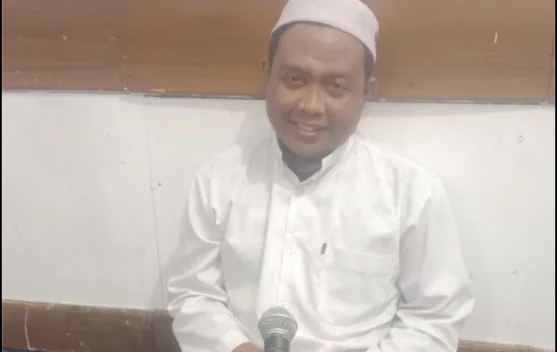 Ustaz: 3 Persoalan Umat Saat Ini, Solusinya Kembali ke Al-Qur'an dan Sunnah