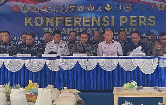 Kemenko Polkam RI Apresiasi Kinerja TNI AL Gagalkan Penyeludupan 75,7 Ton Timah