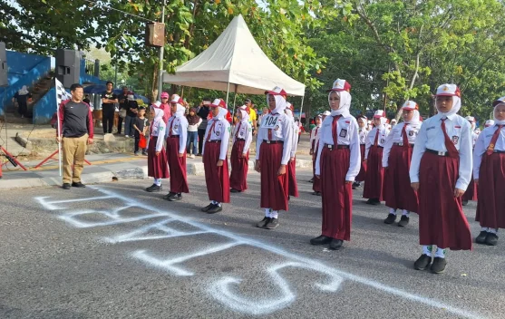 20 Nakes Layani Peserta Pawai di Sungailiat