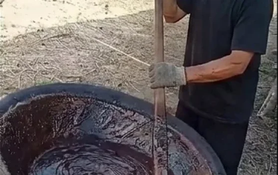 Tradisi Ngilok Dodol Nibung Jaga Kelestarian Budaya
