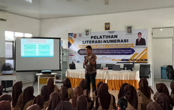 Siswa SMAN 2 Sungai Selan Belajar Kewirausahaan Sosial dari DKUKM Babel