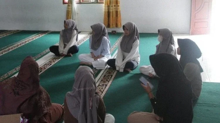 Siswa MTsN 1 Kerinci Tebar Kebaikan lewat Program Safari Ramadhan