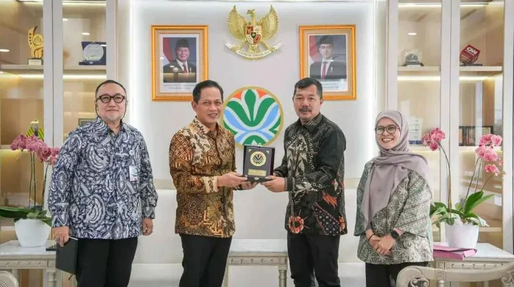 Monadi Perjuangkan Dukungan Pusat untuk Pengelolaan Sampah Kerinci