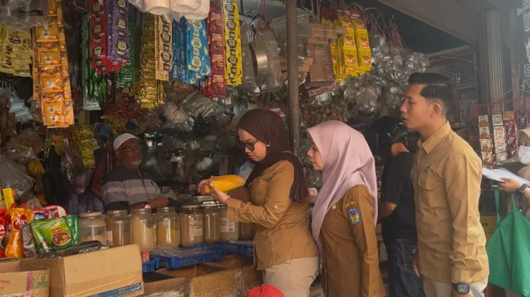 BPOM Uji 24 Sampel Takjil Sungai Penuh