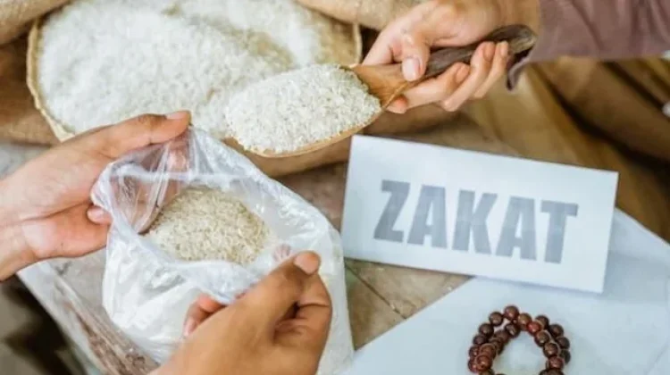 Inilah Bacaan Niat Zakat Fitrah Lengkap untuk Diri Sendiri dan Keluarga