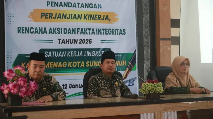Penandatanganan Fakta Integritas Pejabat Kemenag Sungai Penuh