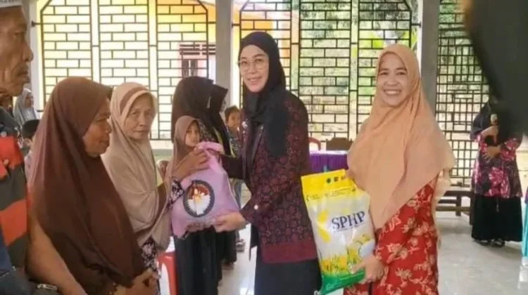 Lavita Syukur Salurkan Bantuan Sembako untuk Warga Sungai Kapas