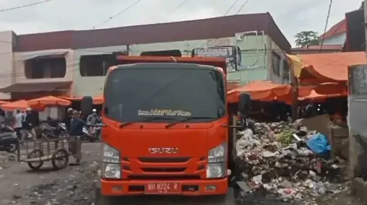 Lebaran Tiba, DLH Sungai Penuh Perkuat Layanan Kebersihan Kota