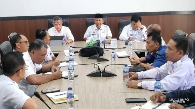 Wabup Merangin Gerak Cepat Benahi Kota Bangko dari Sampah