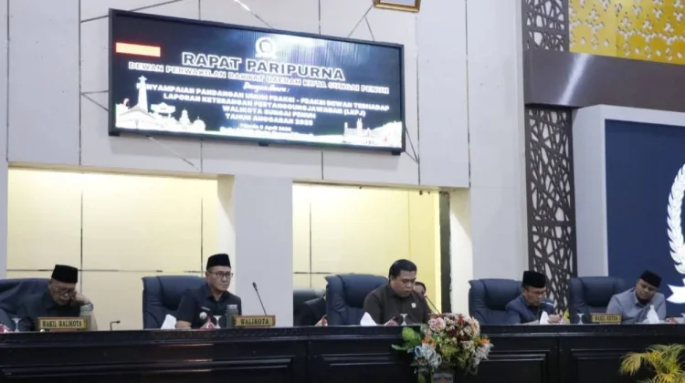 DPRD Sungai Penuh Sampaikan Evaluasi dan Apresiasi Kinerja Pemkot