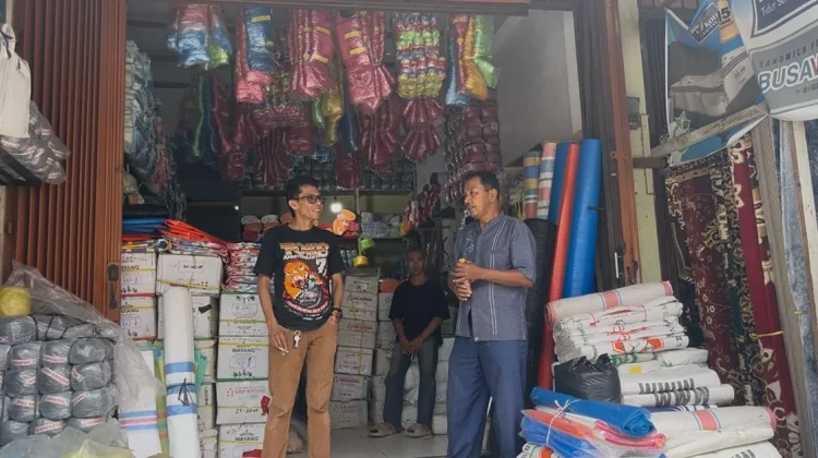 Harga Plastik Melonjak di Sungai Penuh, Bebani Pedagang dan Konsumen