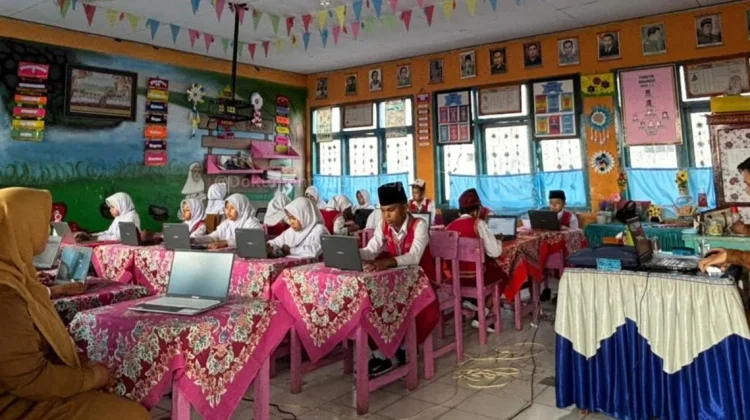 Monitoring TKA di Sungai Penuh, Bovi Handriyanto Dorong Pemerataan Akses Pendidik