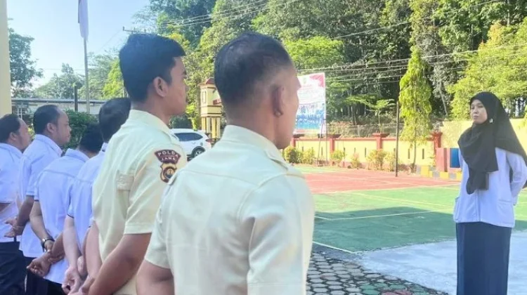 PA Sarolangun Perkuat Standar 5S Petugas PTSP
