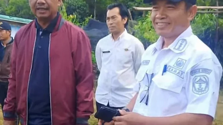 Banjir Bandang Sapu Bukit Kerman, Wabup Kerinci Turun Langsung ke Lokasi