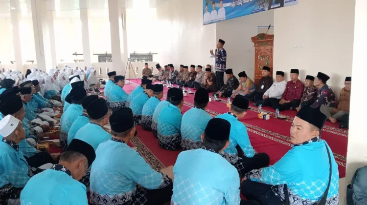 413 CJH Kerinci Akan bertolak ke Tanah Suci, Bupati Titip Pesan Jaga Kekompakan