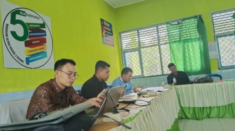 Madrasah menuju Era AI, Kemenag Wajibkan Guru Daftar Google Workspace