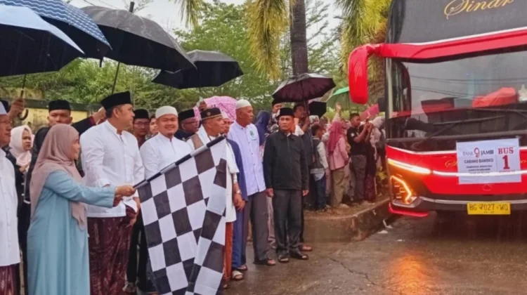 279 Calon Jemaah Haji Merangin Resmi Diberangkatkan