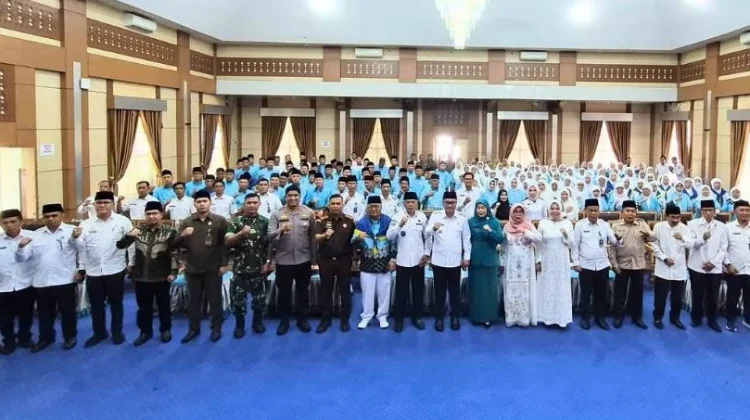 Wali Kota Alfin Lepas 128 Jamaah Haji Sungai Penuh menuju Tanah Suci