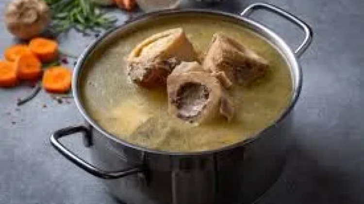 Bone Broth, Ketahui Manfaat dan Cara Membuatnya