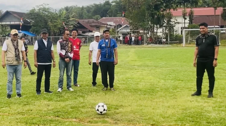 Kapolres dan Bupati Kerinci Meriahkan Laga Eksebisi Pembukaan Kapolres CUP