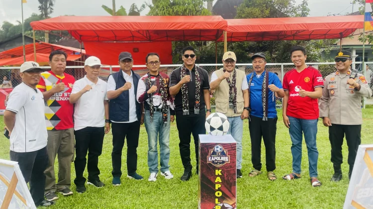 Wako Alfin Hadiri Pembukaan Turnamen Sepak Bola Kapolres Cup I U-40