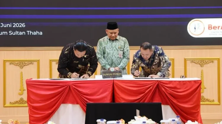 Wali Kota Alfin Terima LHP BPK, Sungai Penuh Sukses Pertahankan WTP