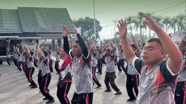 Kodim 0417/Kerinci Laksanakan Senam dan Jalan Santai di Kota Sungai Penuh