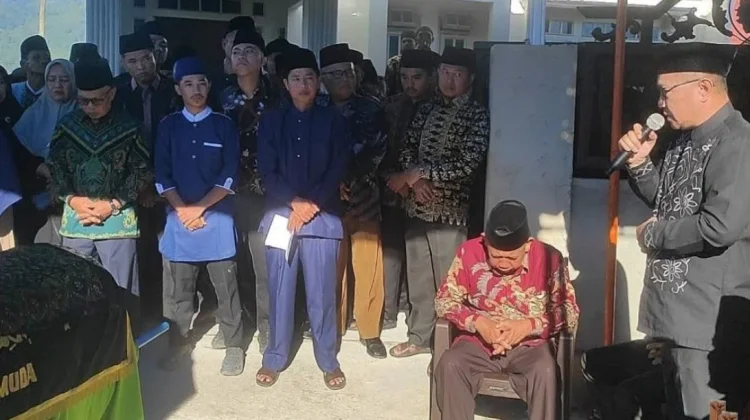 Wako Alfin Turut Hadiri Pemakaman Anggota DPRD Dhakir Yahya