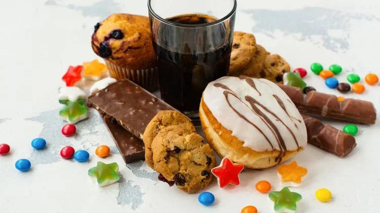 Hati-hati, 4 jenis makanan yang bisa meningkatkan stres