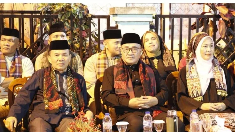 Wako Alfin Hadiri Pergelaran Seni Budaya Kenduri Sko Enam Luhah Sungai Penuh