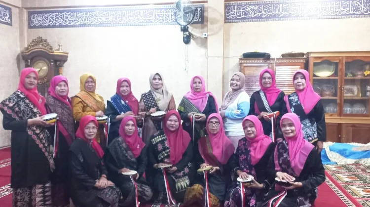 Penampilan tari rangguk yang memukau dari persatuan ibu ibu Rio Jayo