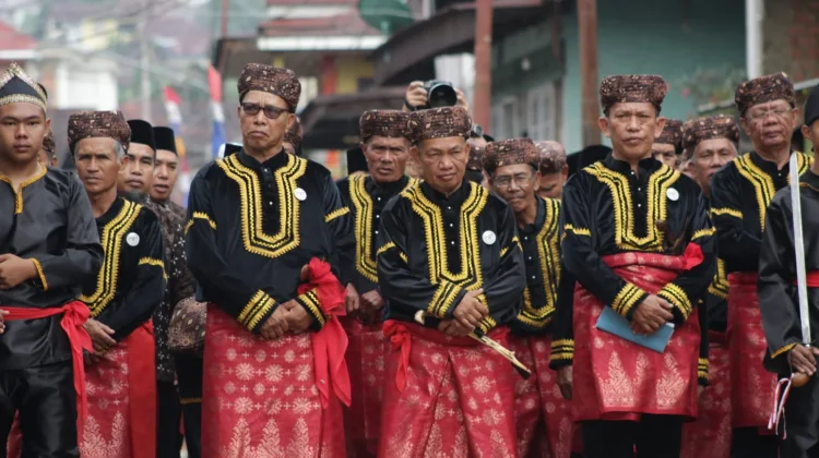 Pengasungan Sko Hidupkan Warisan Leluhur Kenduri Tanjung Pauh Mudik