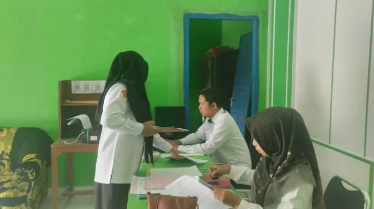 Langkah digitalisasi arsip ini diambil MTsN 5 Kerinci