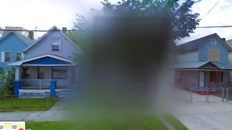 Rumah Anda Terlihat di Google Maps? Begini Cara Memburamkannya