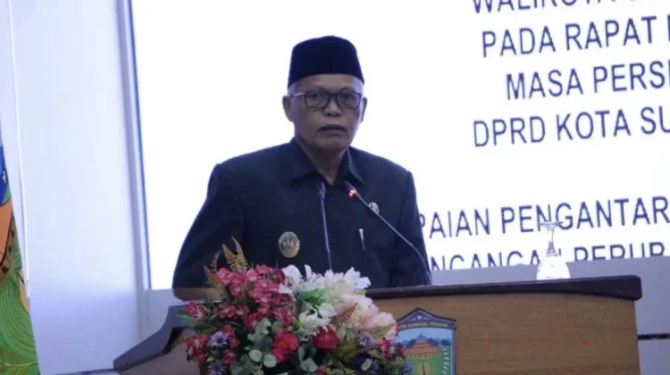 Wawako Azhar Hamzah Sampaikan Pengantar Perubahan KUA-PPAS APBD