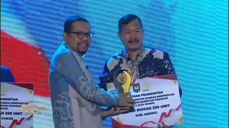 Prestasi Program Rumah Layak Antar Kerinci Raih Penghargaan